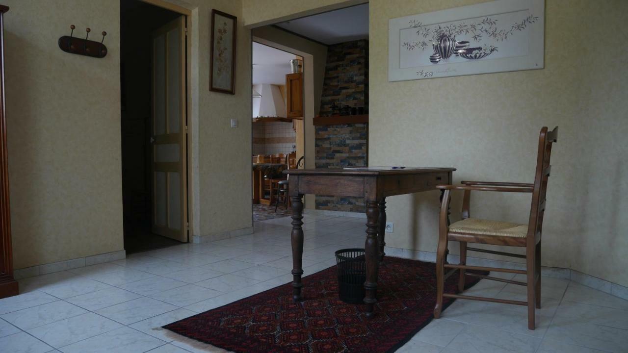 Gite 32 Rue Du Huit Mai Freneuse  Exterior photo