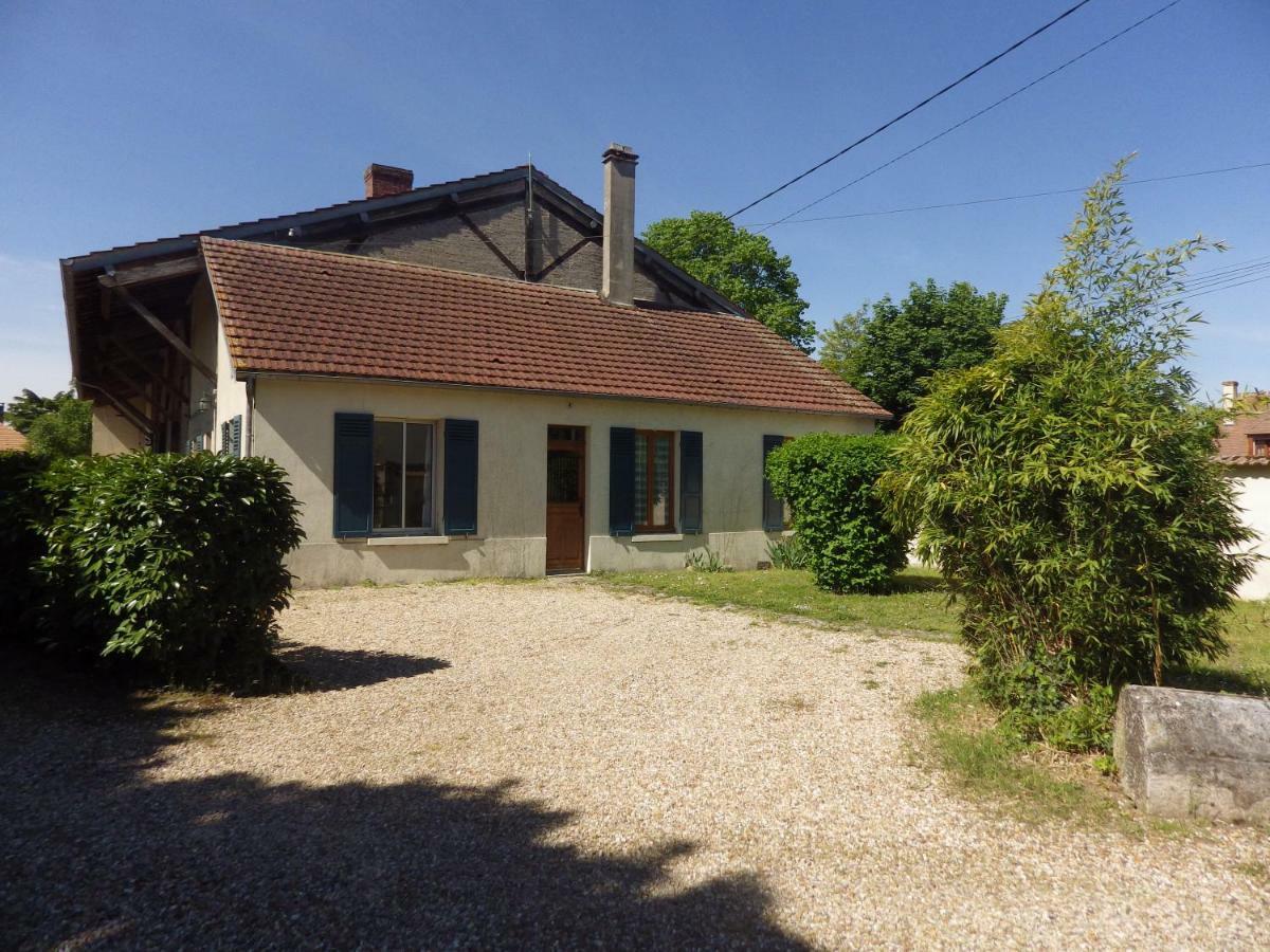 Gite 32 Rue Du Huit Mai Freneuse  Exterior photo
